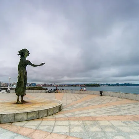 La Siete De San Lorenzo * Gijon